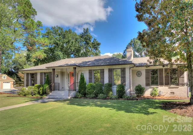 Photo 2 of Single family home for sale at 1230 Redcoat Dr, Charlotte, NC 28211 | MLS# 4428216 | Listing updated on 2026-10-08