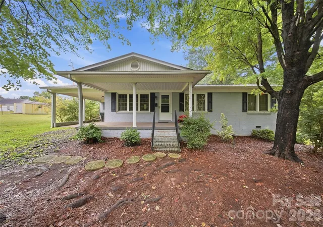Photo 1 of Single family home for sale at 605 S Styers St, Cherryville, NC 28021 | MLS# 4428223 | Listing updated on 2026-10-01