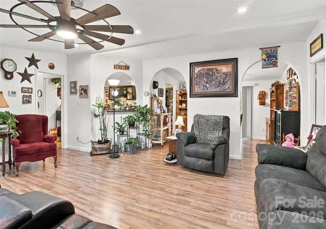 Photo 3 of Single family home for sale at 106 Amy Dr, Kings Mountain, NC 28086 | MLS# 4428225 | Listing updated on 2026-09-25