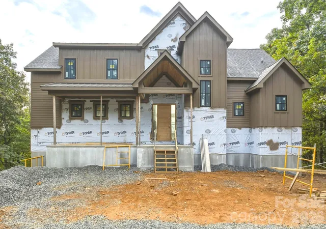 Photo 3 of Single family home for sale at 148 Sunny Chestnut, Boone, NC 28607 | MLS# 4428228 | Listing updated on 2026-09-30