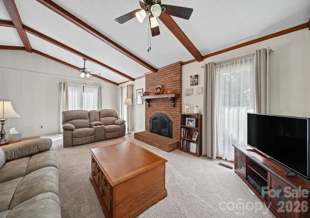 Photo 3 of Single family home for sale at 306 Starmount Dr, Statesville, NC 28677 | MLS# 4428230 | Listing updated on 2026-10-20