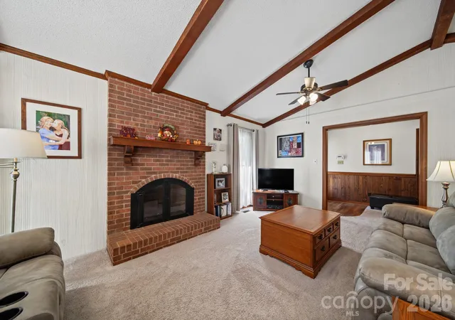 Photo 3 of Single family home for sale at 306 Starmount Dr, Statesville, NC 28677 | MLS# 4428230 | Listing updated on 2026-10-20