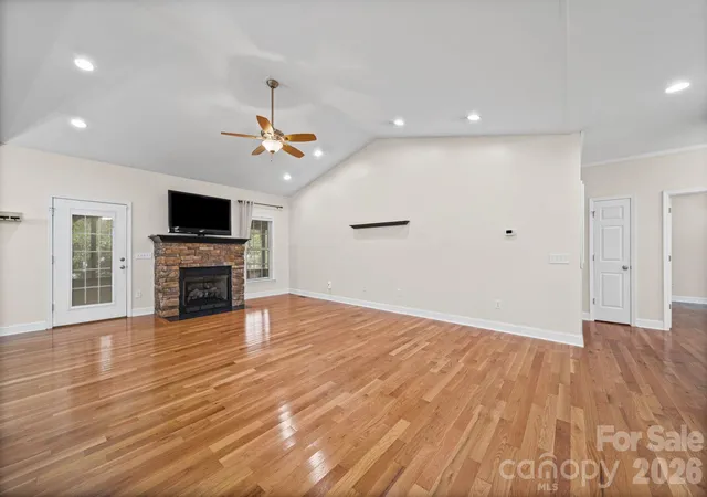 Photo 3 of Single family home for sale at 1403 Springhaven Cir, Albemarle, NC 28001 | MLS# 4428247 | Listing updated on 2026-10-07