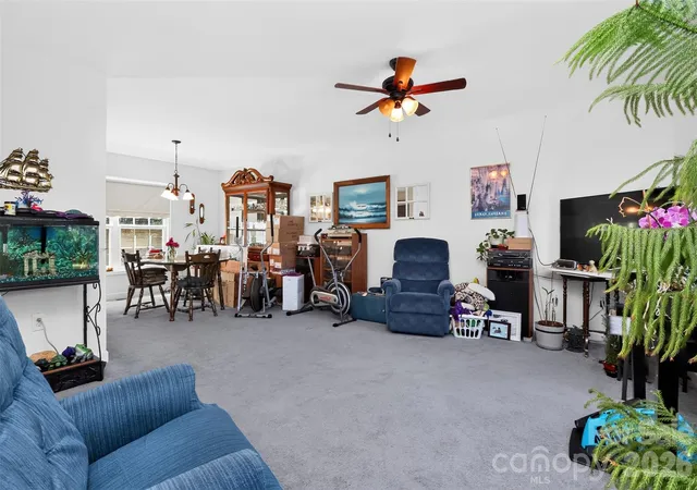 Photo 4 of Single family home for sale at 2454 Oak Valley Ln, Maiden, NC 28650 | MLS# 4428248 | Listing updated on 2026-09-29