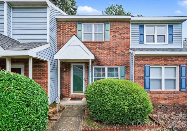 Townhouse for sale at 3607 Huyton Ct, Charlotte, NC 28215 | MLS# 4428250
