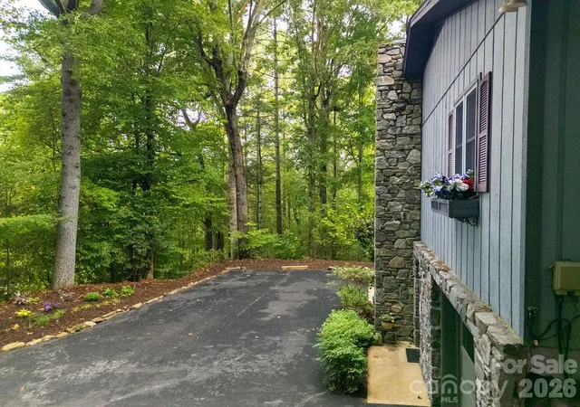 Photo 3 of Single family home for sale at 239 Three Mile Knob Rd, Pisgah Forest, NC 28768 | MLS# 4428251 | Listing updated on 2026-10-06