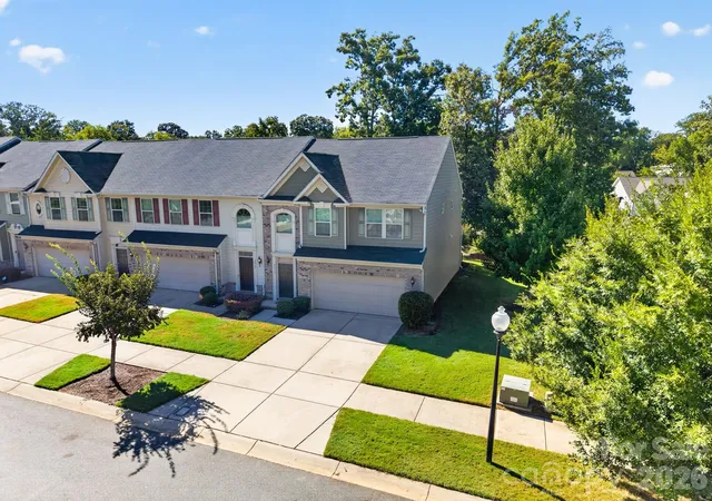 Photo 3 of Townhouse for sale at 2410 Alyssa Ln, Charlotte, NC 28208 | MLS# 4428264 | Listing updated on 2026-10-07