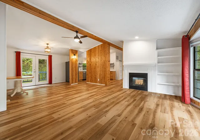 Photo 4 of Single family home for sale at 75 Cliffview Dr, Asheville, NC 28803 | MLS# 4428267 | Listing updated on 2026-10-02