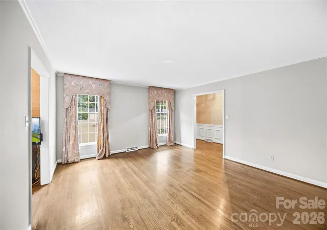 Photo 4 of Single family home for sale at 3223 Gardner Park Dr, Gastonia, NC 28054 | MLS# 4428277 | Listing updated on 2026-10-06