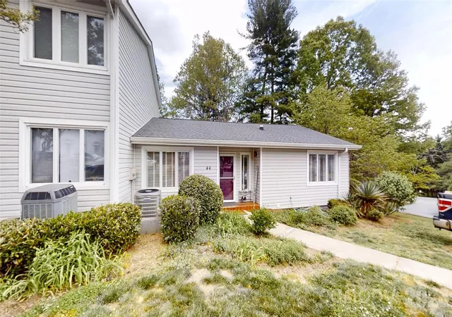 Photo 1 of Condo for sale at 44 Hollybrook Dr, Asheville, NC 28803 | MLS# 4428282 | Listing updated on 2026-10-01