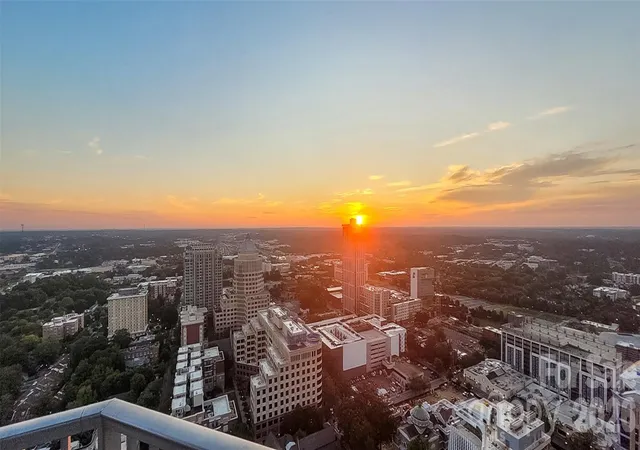 Photo 4 of Condo for sale at 210 N Church St #3315, Charlotte, NC 28202 | MLS# 4428306 | Listing updated on 2026-10-06