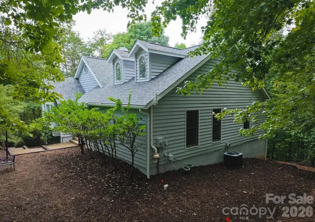 Photo 3 of Single family home for sale at 212 Ridgeway Rd, Lake Lure, NC 28746 | MLS# 4428311 | Listing updated on 2026-09-30