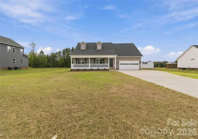 Photo 3 of Single family home for sale at 121 Mason Tanner Ct, Rock Hill, SC 29730 | MLS# 4428313 | Listing updated on 2026-10-01