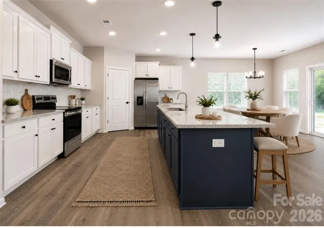 Photo 4 of Single family home for sale at 2231 Dardan Woods Dr, Charlotte, NC 28215 | MLS# 4428319 | Listing updated on 2026-10-01