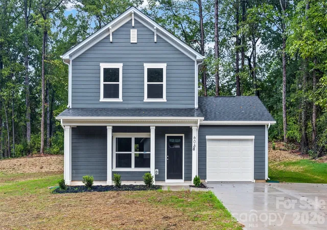 Photo 1 of Single family home for sale at 608 W Lewis St, Dallas, NC 28034 | MLS# 4428327 | Listing updated on 2026-09-25