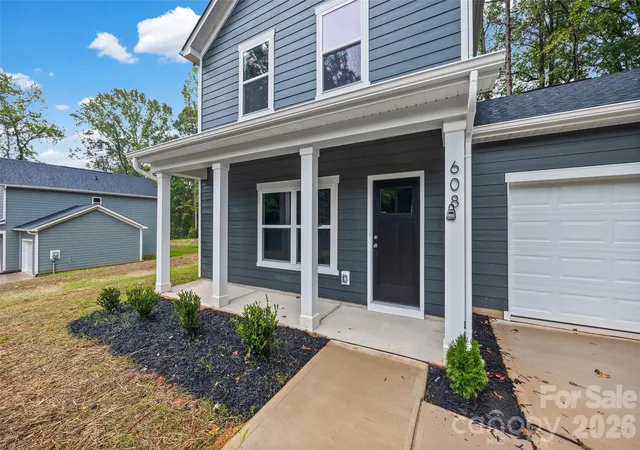 Photo 2 of Single family home for sale at 608 W Lewis St, Dallas, NC 28034 | MLS# 4428327 | Listing updated on 2026-09-25