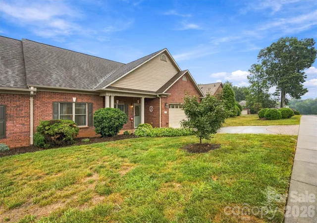 Photo 3 of Townhouse for sale at 808 3rd Street Ne, Conover, NC 28613 | MLS# 4428328 | Listing updated on 2026-09-28