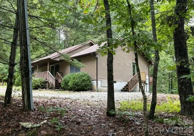 Single family home for sale at 20 Pheasant Run Rd, Brevard, NC 28712 | MLS# 4428337