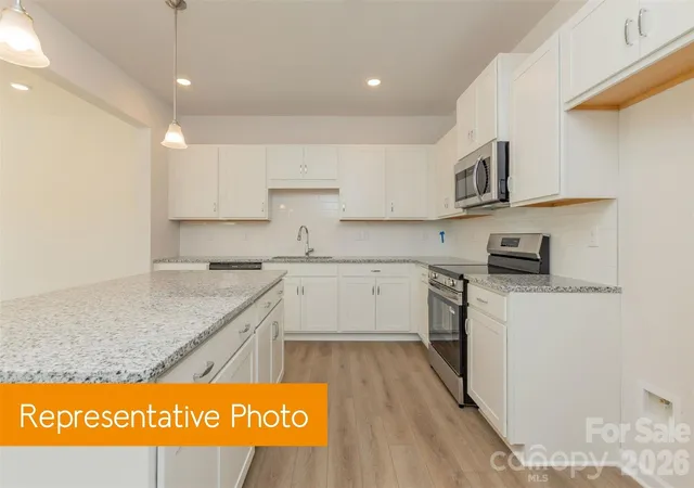 Photo 4 of Townhouse for sale at 5418 Starfall Way, Charlotte, NC 28214 | MLS# 4428351 | Listing updated on 2026-09-24