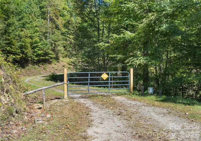 Photo 3 of Land for sale at 00 Mcnary Dr, Clyde, NC 28721 | MLS# 4428365 | Listing updated on 2026-10-02