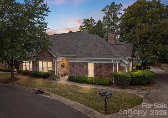 Photo 2 of Single family home for sale at 2615 Circa Dr, Matthews, NC 28105 | MLS# 4428384 | Listing updated on 2026-10-03