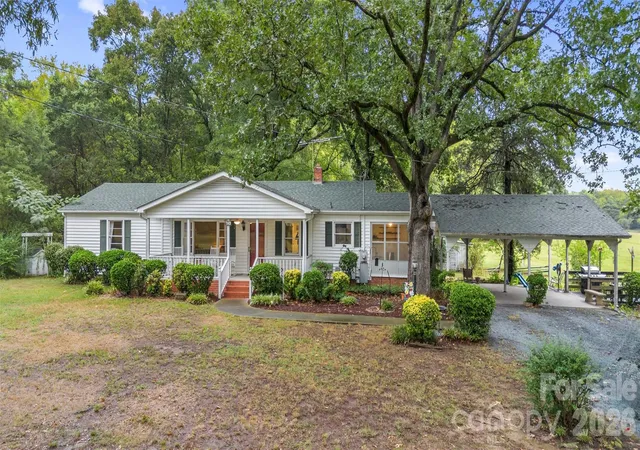 Photo 1 of Single family home for sale at 17 Macedonia Church Rd, Monroe, NC 28112 | MLS# 4428387 | Listing updated on 2026-09-26