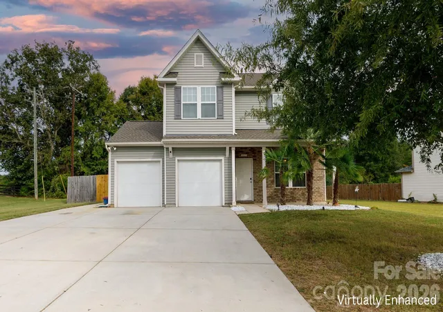 Photo 2 of Single family home for sale at 111 Austen Lakes Dr, York, SC 29745 | MLS# 4428398 | Listing updated on 2026-10-09