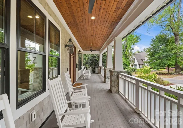 Photo 3 of Single family home for sale at 3407 Willow Oak Rd, Charlotte, NC 28209 | MLS# 4428400 | Listing updated on 2026-09-30