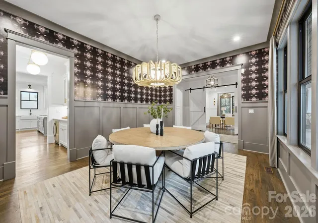 Photo 2 of Mansion for sale at 3407 Willow Oak Rd, Charlotte, NC 28209 | MLS# 4428400 | Listing updated on 2026-10-23