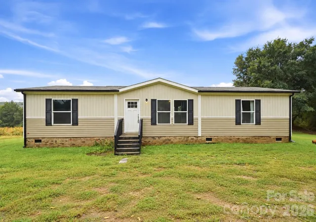 Photo 1 of Single family home for sale at 718 Marys Grv Church Rd, Kings Mountain, NC 28086 | MLS# 4428418 | Listing updated on 2026-10-05