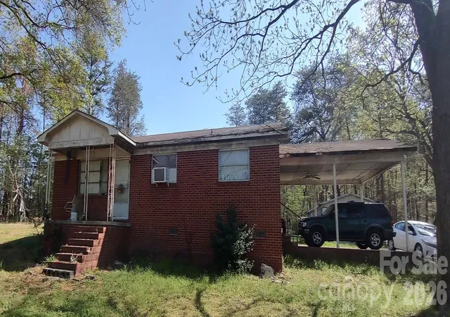 Photo 1 of Single family home for sale at 131 Sj Crawford Rd, Lincolnton, NC 28092 | MLS# 4428419 | Listing updated on 2026-10-20
