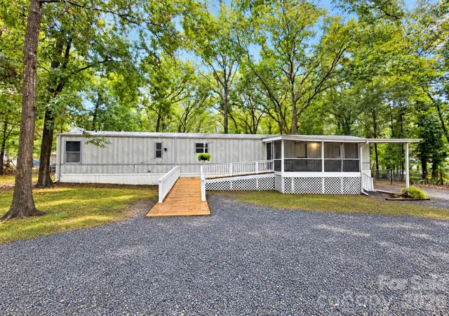 Photo 3 of Single family home for sale at 3415 Waxhaw Hwy, Monroe, NC 28112 | MLS# 4428428 | Listing updated on 2026-10-01