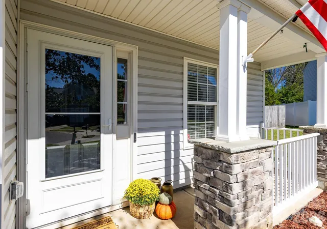 Photo 2 of Sale Pending at 4019 Shadow Pines Cir, Indian Trail, NC 28079 | MLS# 4428429 | Listing updated on 2026-10-04