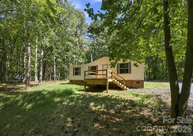 Photo 2 of Single family home for sale at 1325 Smith Woods Ln, Hickory Grove, SC 29717 | MLS# 4428431 | Listing updated on 2026-09-30
