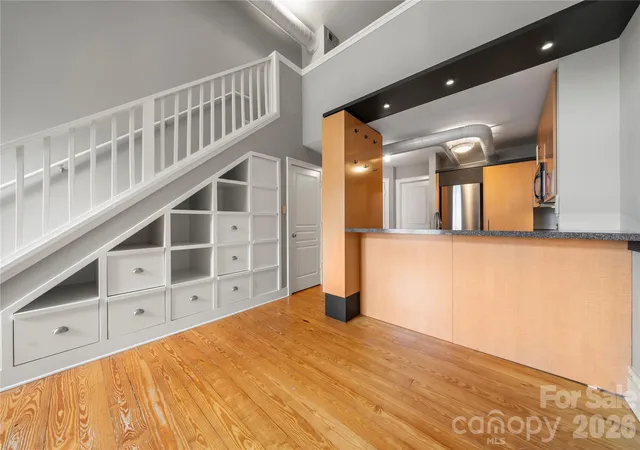 Condo for sale at 404 N Laurel Ave, Charlotte, NC 28204 | MLS# 4428437