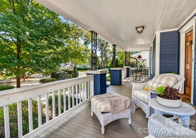 Photo 1 of Single family home for sale at 243 Keswick Ave, Charlotte, NC 28206 | MLS# 4428438 | Listing updated on 2026-10-07