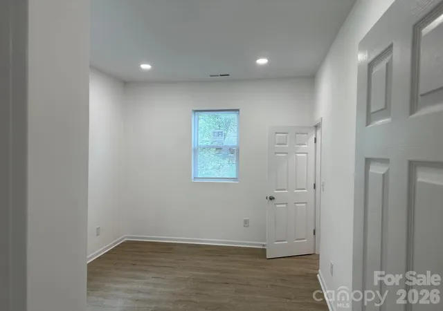 Photo 3 of Single family home for sale at 16 Cauthen St, Rock Hill, SC 29730 | MLS# 4428441 | Listing updated on 2026-09-29