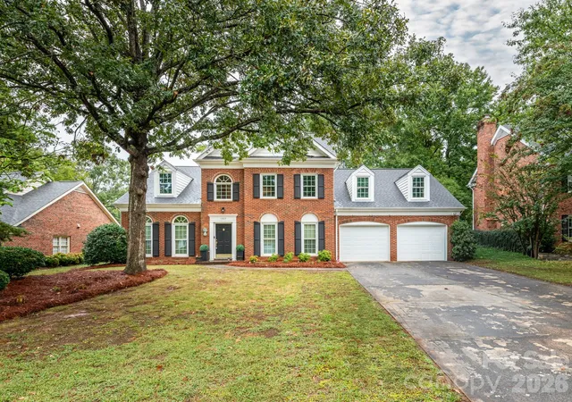 Photo 1 of Single family home for sale at 1207 Matthews Plantation Dr, Matthews, NC 28105 | MLS# 4428442 | Listing updated on 2026-09-30