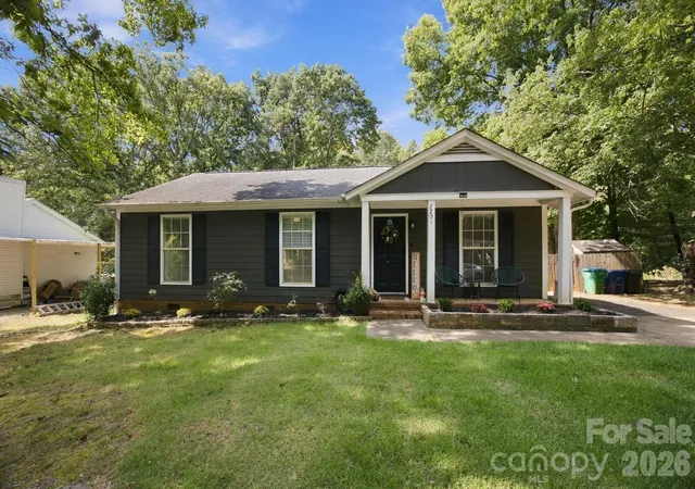 Photo 2 of Single family home for sale at 7201 Lancashire Dr, Mint Hill, NC 28227 | MLS# 4428449 | Listing updated on 2026-10-03