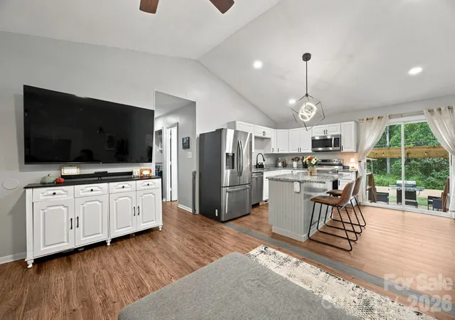 Photo 3 of Single family home for sale at 7201 Lancashire Dr, Mint Hill, NC 28227 | MLS# 4428449 | Listing updated on 2026-10-03