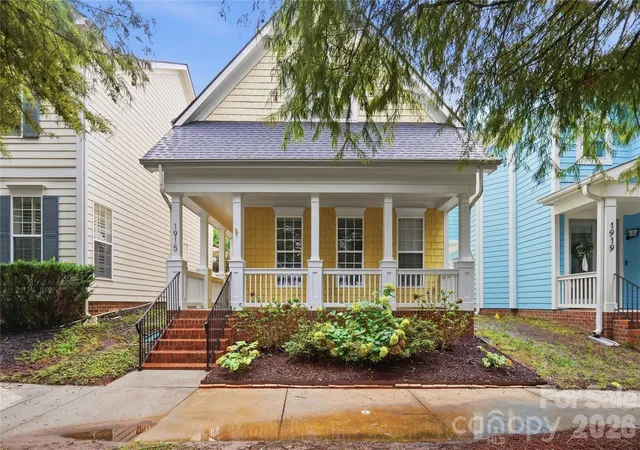 Photo 1 of Single family home for sale at 1915 Lela Ave, Charlotte, NC 28208 | MLS# 4428467 | Listing updated on 2026-10-25