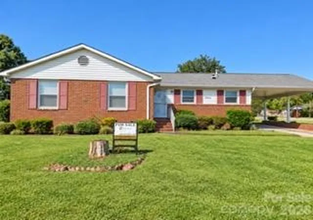 Single family home for sale at 5429 Evanshire Dr #21, Charlotte, NC 28216 | MLS# 4428471