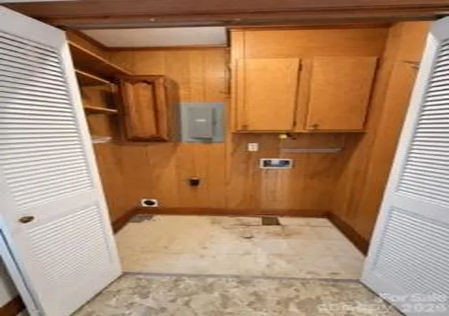 Photo 1 of Single family home for sale at 5429 Evanshire Dr #21, Charlotte, NC 28216 | MLS# 4428471 | Listing updated on 2026-10-08