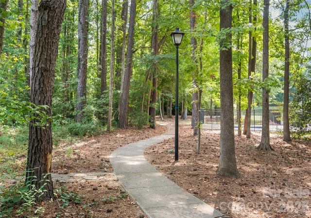 Photo 29 of Single family home for sale at 3909 Armitage Dr, Charlotte, NC 28269 | MLS# 4428478 | Listing updated on 2026-10-07