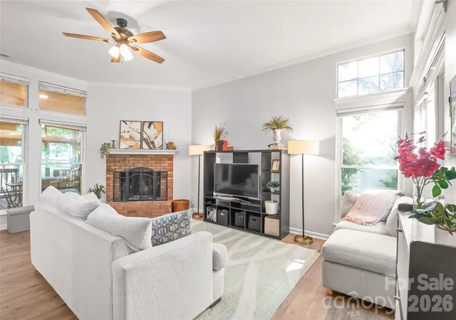 Photo 3 of Single family home for sale at 3909 Armitage Dr, Charlotte, NC 28269 | MLS# 4428478 | Listing updated on 2026-10-07