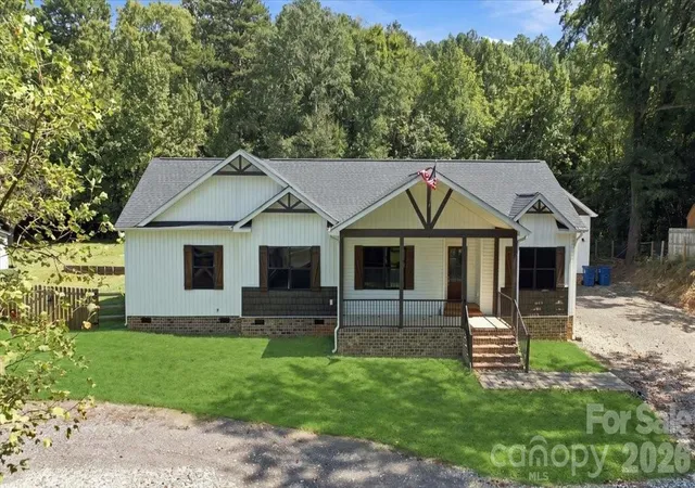 Photo 2 of Single family home for sale at 2481 Shelton Ave, Statesville, NC 28677 | MLS# 4428479 | Listing updated on 2026-09-26