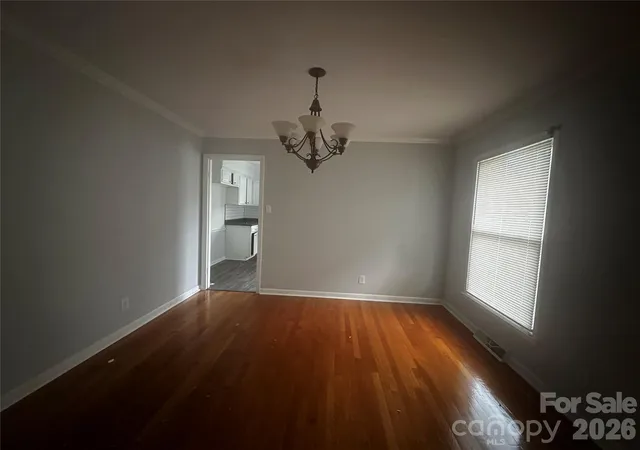 Photo 3 of Single family home for sale at 3105 Woodview Dr, High Point, NC 27265 | MLS# 4428508 | Listing updated on 2026-09-30