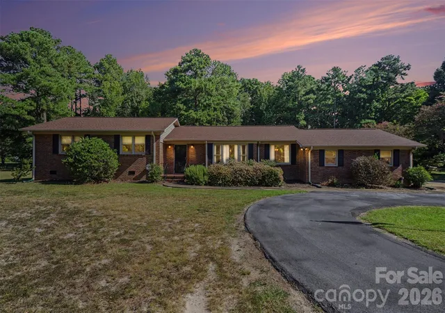 Photo 1 of Single family home for sale at 1762 Highway 55 E, Clover, SC 29710 | MLS# 4428514 | Listing updated on 2026-09-26