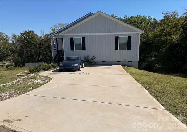 Single family home for sale at 102 Snyder Ct NE, Concord, NC 28025 | MLS# 4428517