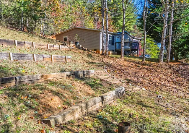 Photo 2 of Single family home for sale at 25 Laurel Cvs Rd, Leicester, NC 28748 | MLS# 4428520 | Listing updated on 2026-10-26